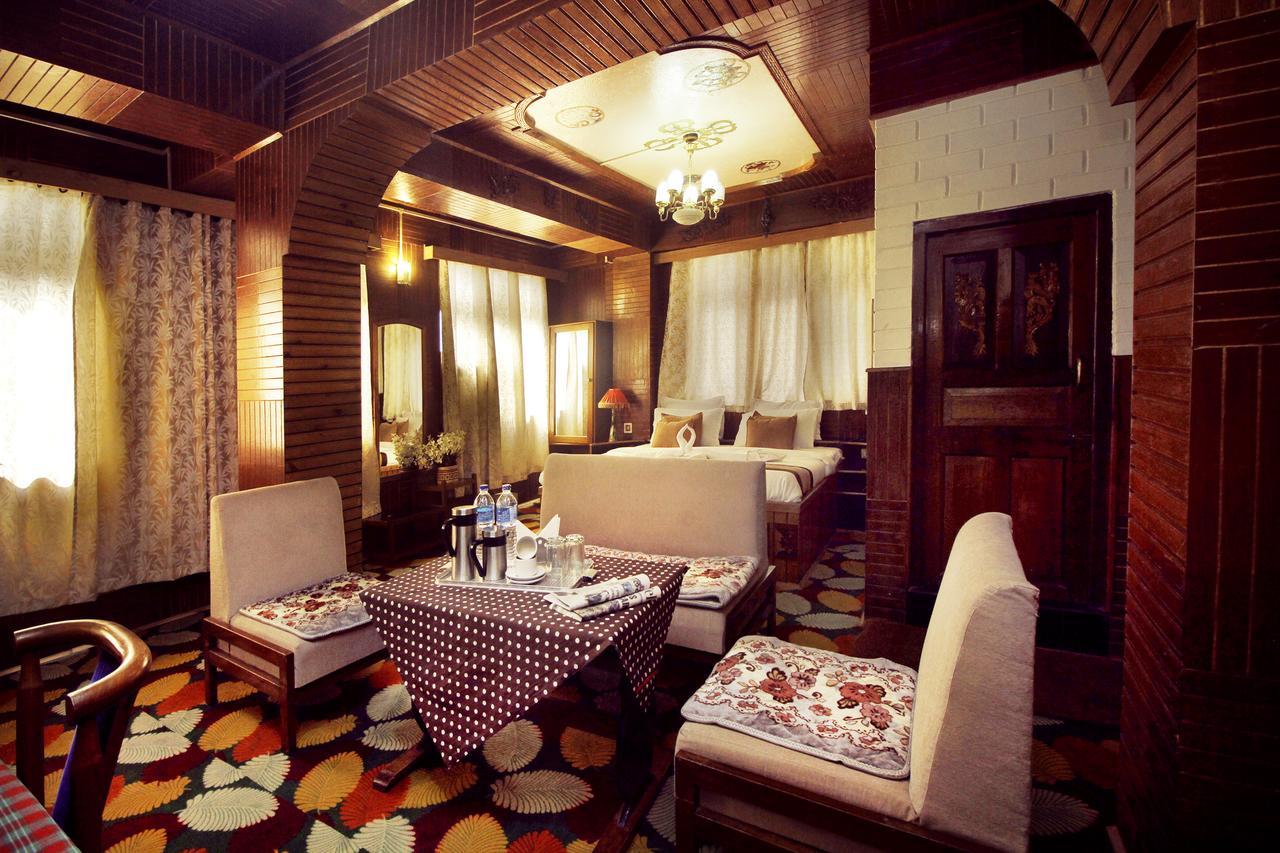 Hotel Soyang Uva Gangtok Buitenkant foto